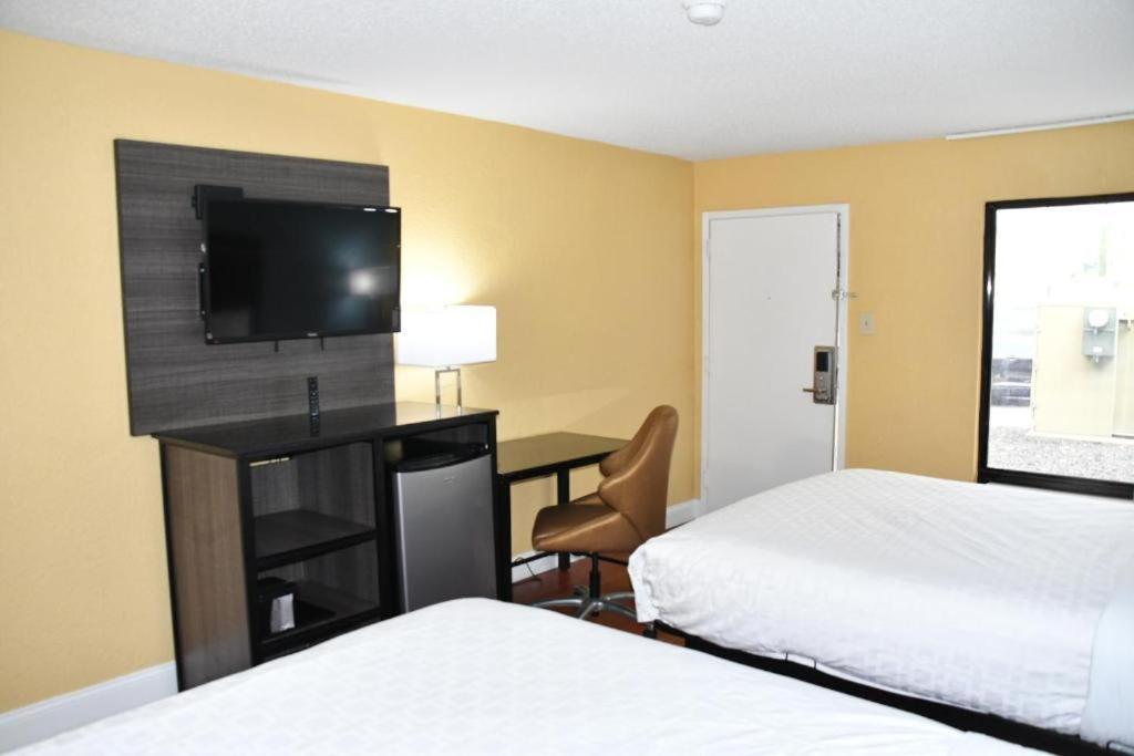 Baymont By Wyndham Macon I-75 Motel Dış mekan fotoğraf