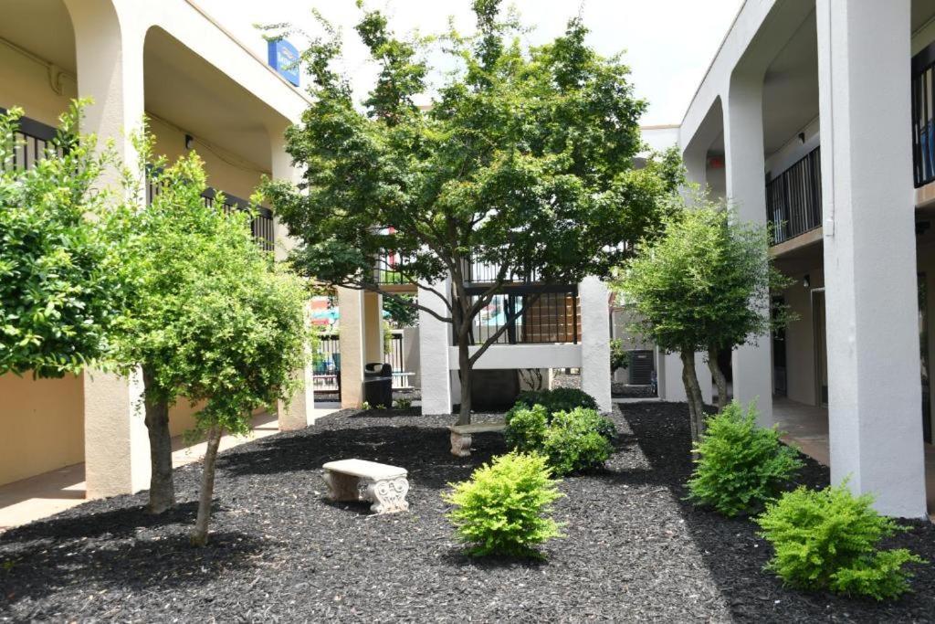 Baymont By Wyndham Macon I-75 Motel Dış mekan fotoğraf